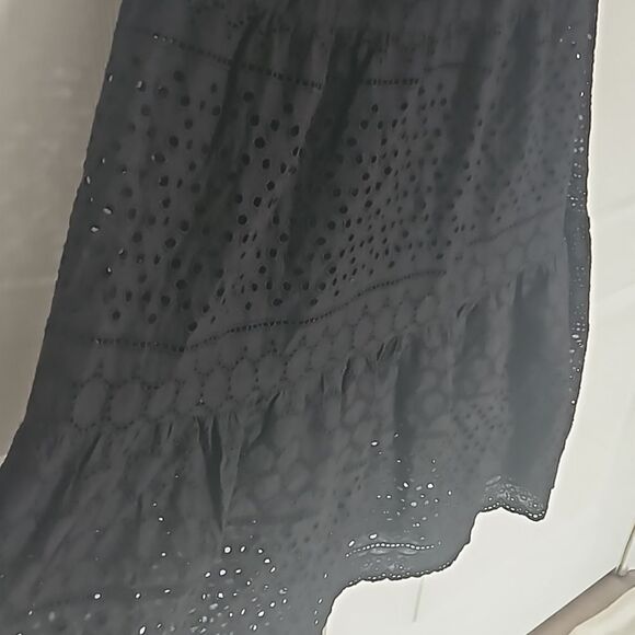 Suzy Shier Bundle 2 Piece Sleeveless Top & Eyelet Embroidery Maxi Skirt XS Black - Picture 3 of 16